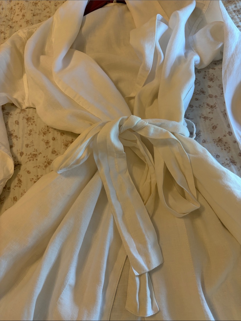 Pottery Barn White/Cream 100% Linen Wrap Robe - Picture 11 of 11